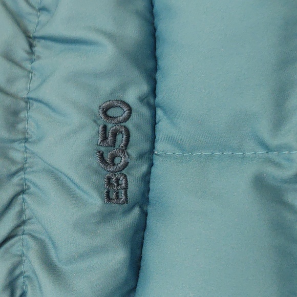 Preloved Eddie Bauer Women's Blue Puffer Vest Size M - Picture 3 of 9